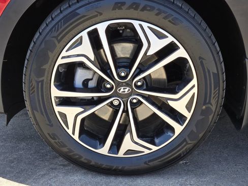 Used 2020 Hyundai Santa Fe Limited FWD image 16