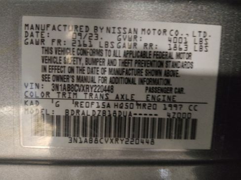 Used 2024 Nissan Sentra SV FWD image 33