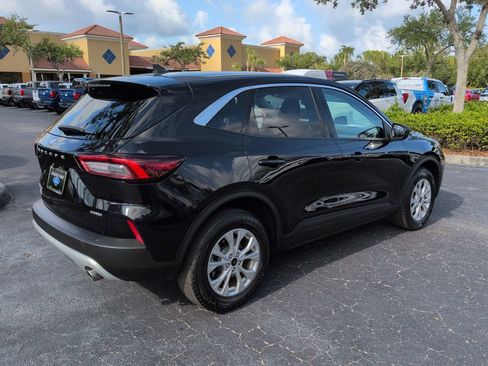 Certified 2024 Ford Escape Active AWD/4WD image 4