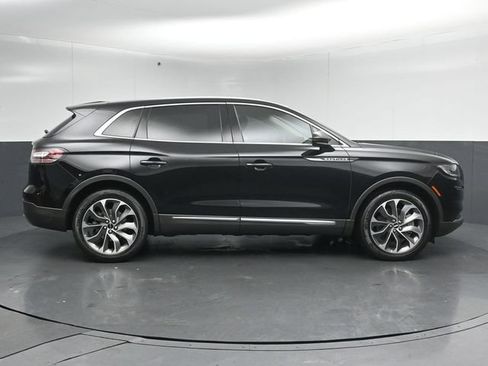 Certified 2023 Lincoln Nautilus Reserve FWD image 8