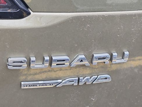 Certified 2025 Subaru Outback Premium image 10