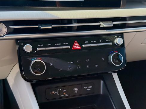 New 2026 Hyundai Tucson SEL FWD image 12