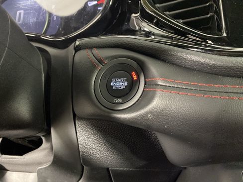 Used 2025 Dodge Durango GT AWD/4WD image 25
