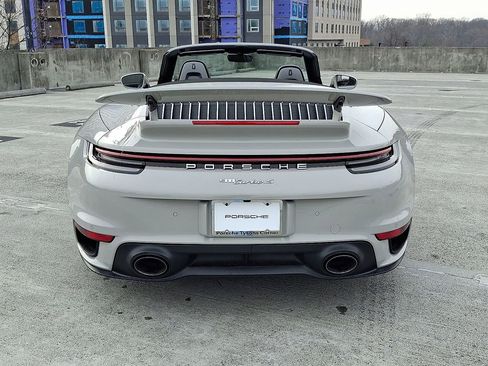 Used 2021 Porsche 911 Turbo S image 9