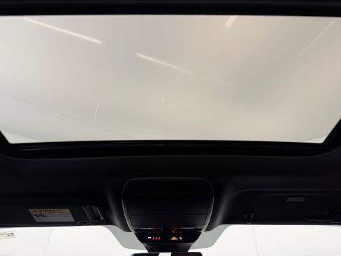 Used 2023 MAZDA MAZDA3 Hatchback w/ Appearance Package image 15