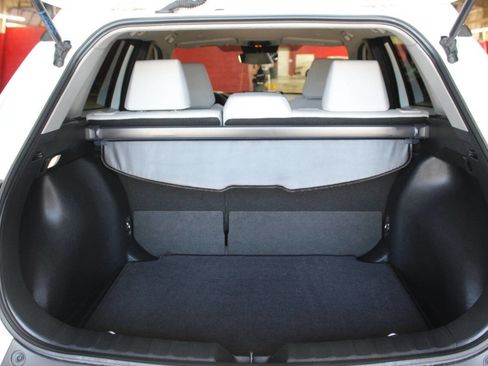 Used 2023 Toyota Corolla Cross L image 13