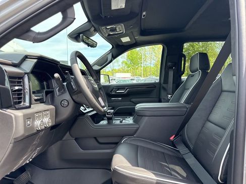 New 2026 GMC Sierra 1500 AT4X AWD/4WD image 9