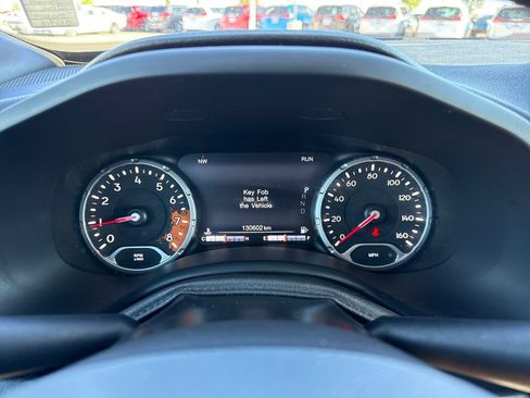 Used 2018 Jeep Renegade Limited AWD/4WD image 17