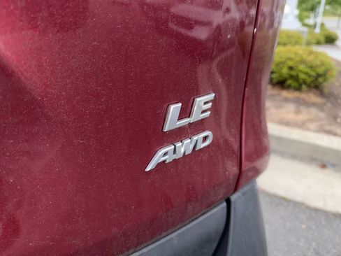 Used 2020 Toyota RAV4 LE w/ All Weather Liner Package AWD/4WD image 11