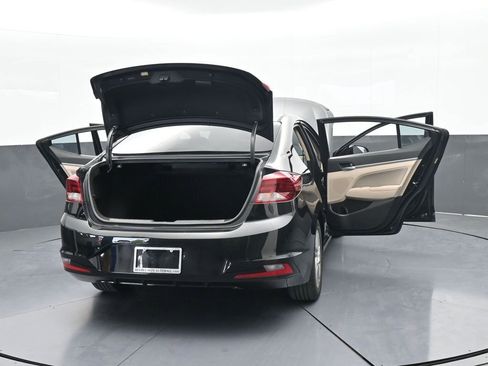 Used 2020 Hyundai Elantra Value Edition image 61