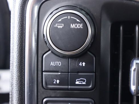 Used 2021 Chevrolet Silverado 1500 LT w/ Convenience Package II image 12