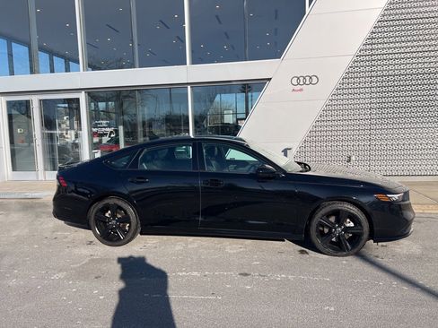 Used 2023 Honda Accord Sport image 16