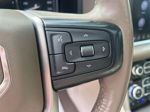 Used 2021 GMC Yukon Denali w/ Denali Premium Package AWD/4WD image 20