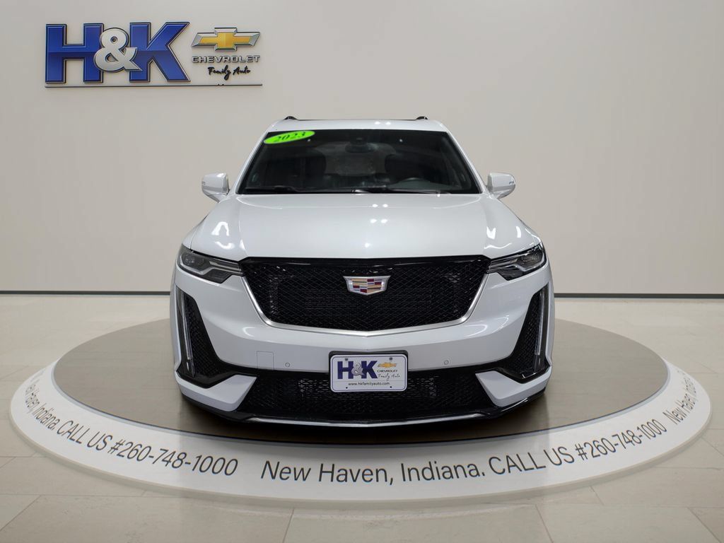 Used 2023 Cadillac XT6 Sport AWD/4WD image 2