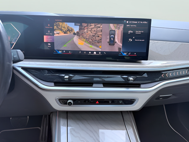 Used 2024 BMW X7 xDrive40i w/ Executive Package AWD/4WD image 33