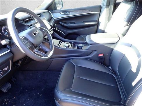 New 2026 Jeep Grand Cherokee Limited image 12