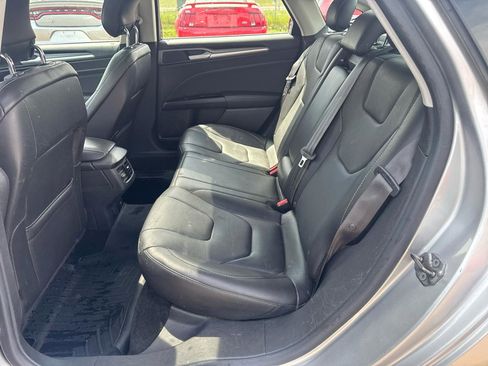 Used 2013 Ford Fusion Energi Titanium FWD image 11