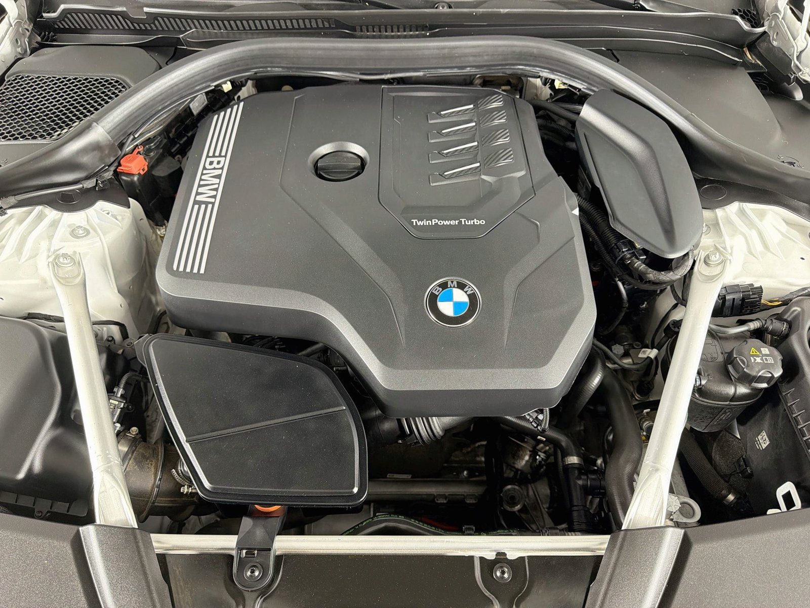 Used 2023 BMW 530i w/ Convenience Package RWD image 31