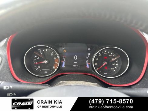 Used 2019 Jeep Compass Trailhawk w/ Cold Weather Group AWD/4WD image 27