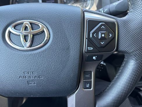 Used 2023 Toyota Tacoma SR5 AWD/4WD image 30