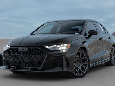 Used 2025 Audi RS 3 image 5