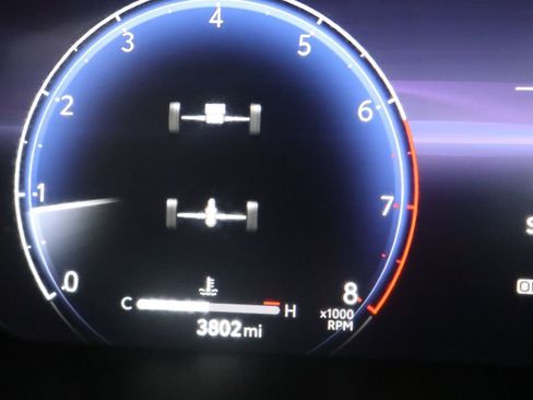 Used 2024 Toyota Tacoma Limited w/ Limited Package (LT) image 49