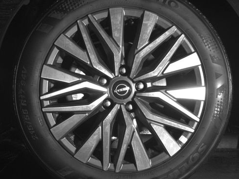 Used 2025 Nissan Altima 2.5 SV image 12