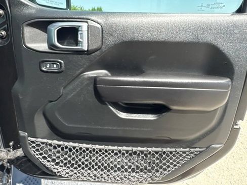 Used 2020 Jeep Wrangler Unlimited Sport S AWD/4WD image 19