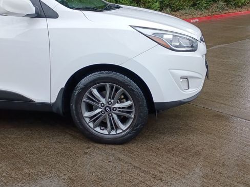 Used 2014 Hyundai Tucson SE AWD/4WD image 2