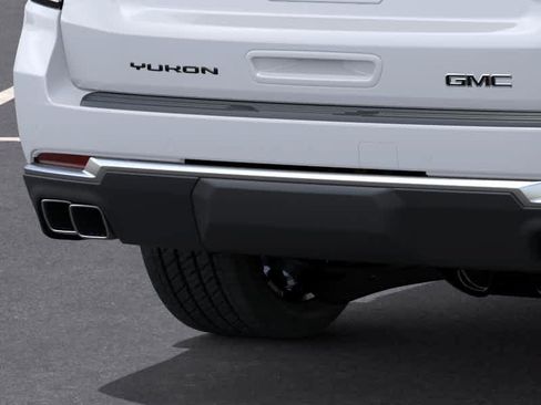 New 2026 GMC Yukon Denali w/ Denali Reserve Package AWD/4WD image 14