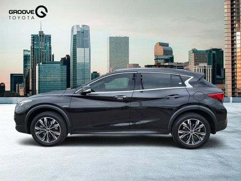 Used 2019 INFINITI QX30 AWD w/ Navigation Package image 2