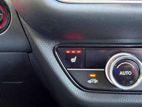 Certified 2026 Honda HR-V EX-L image 25