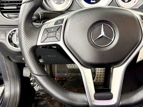 Used 2013 Mercedes-Benz C 250 Coupe image 26