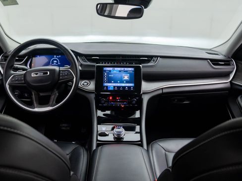 Used 2021 Jeep Grand Cherokee L Limited image 12