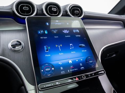 Certified 2023 Mercedes-Benz GLC 300 4MATIC image 21