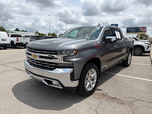 Used 2020 Chevrolet Silverado 1500 LTZ w/ LTZ Premium Package AWD/4WD image 7