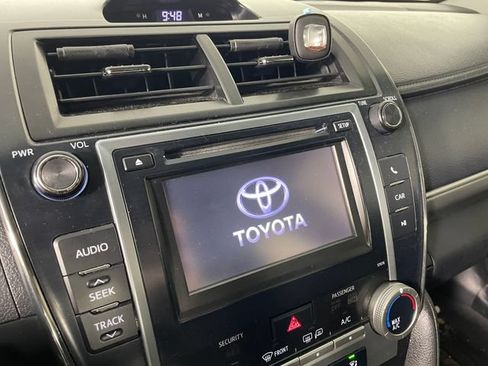 Used 2013 Toyota Camry SE FWD image 7