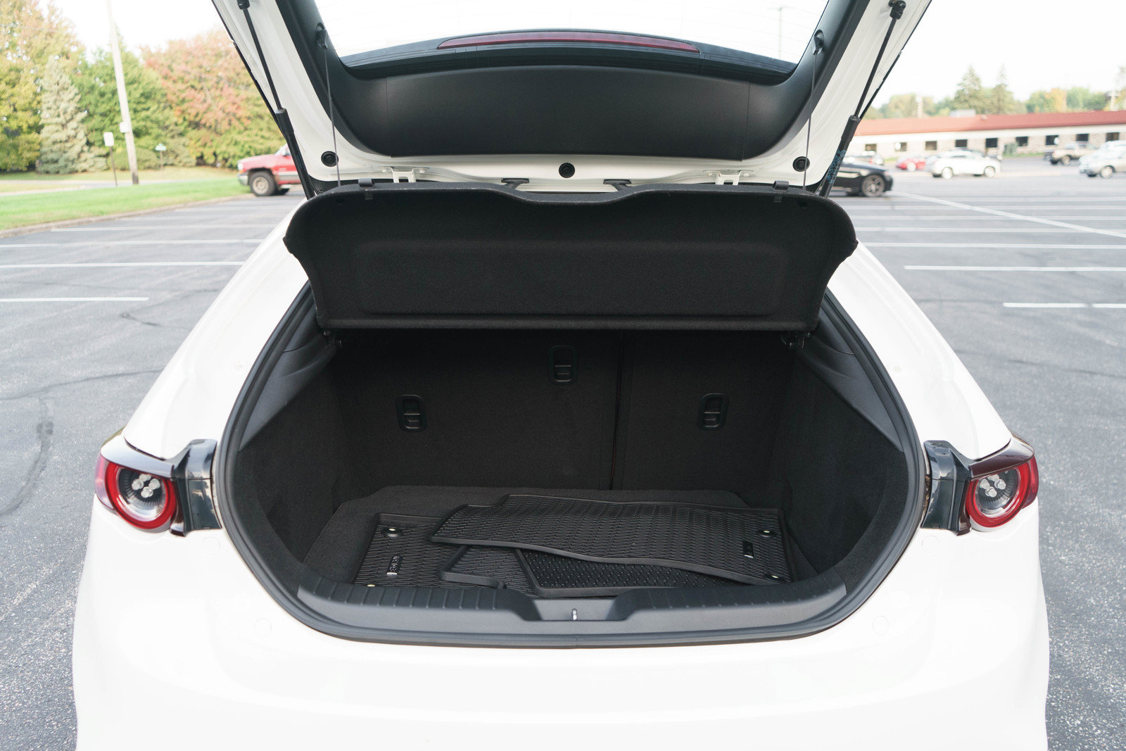 Used 2020 MAZDA MAZDA3 AWD Hatchback w/ Premium Pkg image 9