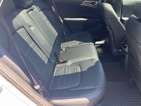Used 2024 Kia Sportage SX FWD image 15