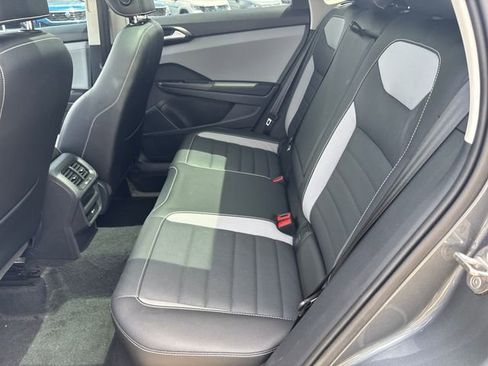 Certified 2023 Volkswagen Taos SEL AWD/4WD image 25