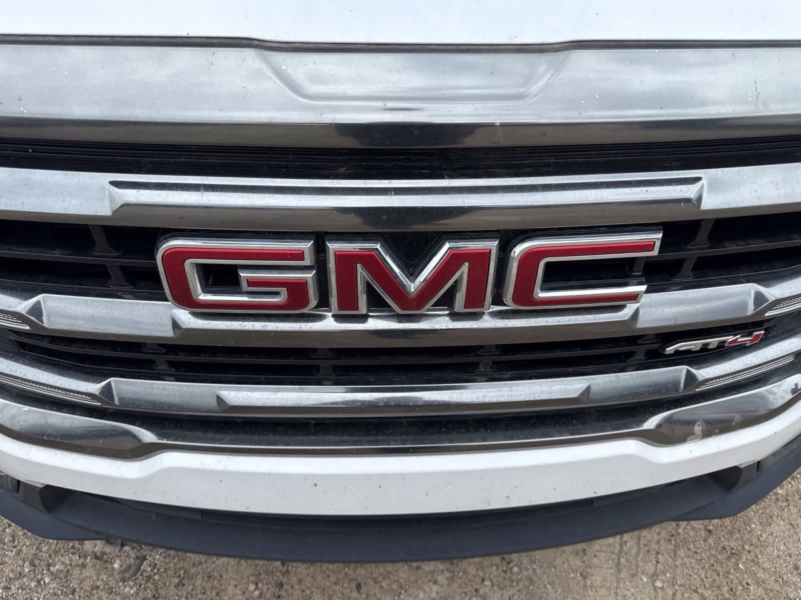 Used 2023 GMC Terrain AT4 w/ LPO, Floor Liner Package AWD/4WD image 11