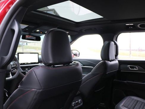 New 2026 Ford Explorer ST-Line w/ ST-Line Street Pack image 16