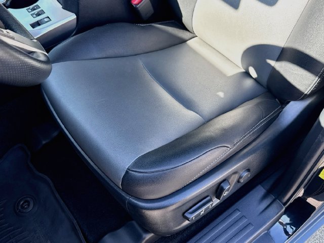 Used 2021 Toyota 4Runner SR5 Premium w/ Moonroof Package AWD/4WD image 21