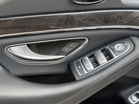 Used 2016 Mercedes-Benz S 550 S 550 image 26