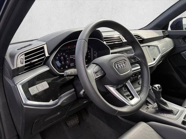 Used 2025 Audi Q3 2.0T Premium w/ Convenience Package AWD/4WD image 10
