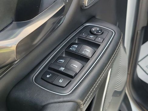 Used 2019 RAM 1500 Limited AWD/4WD image 19