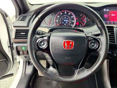 Used 2017 Honda Accord Sport image 13