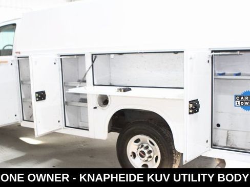 Used 2020 GMC Savana 3500 w/ Power Convenience Package RWD image 29