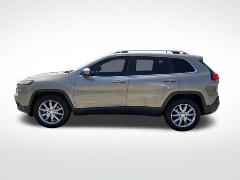 Used 2018 Jeep Cherokee Limited AWD/4WD image 6