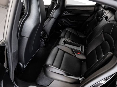 Used 2020 Porsche Taycan 4S image 39